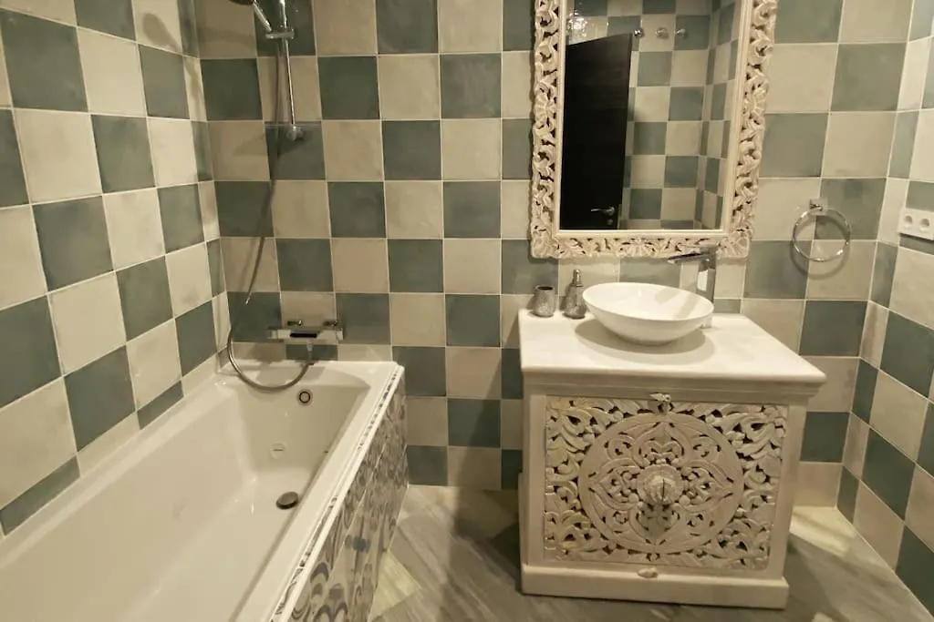 Apartament Beach Apartment. Newly Renovated. Marbella