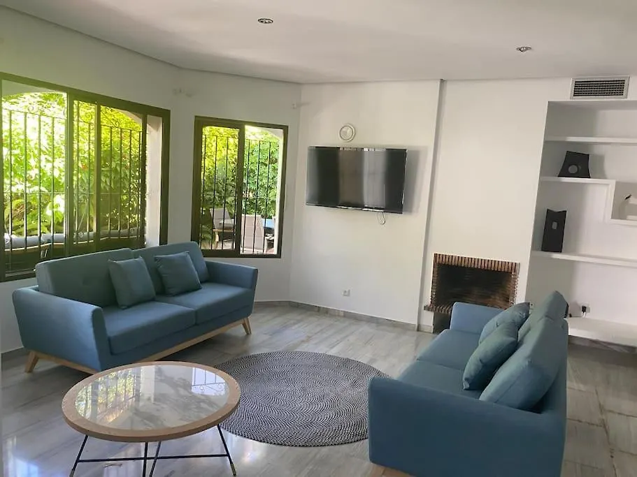 Beach Apartment. Newly Renovated. Marbella 0*,  Hiszpania
