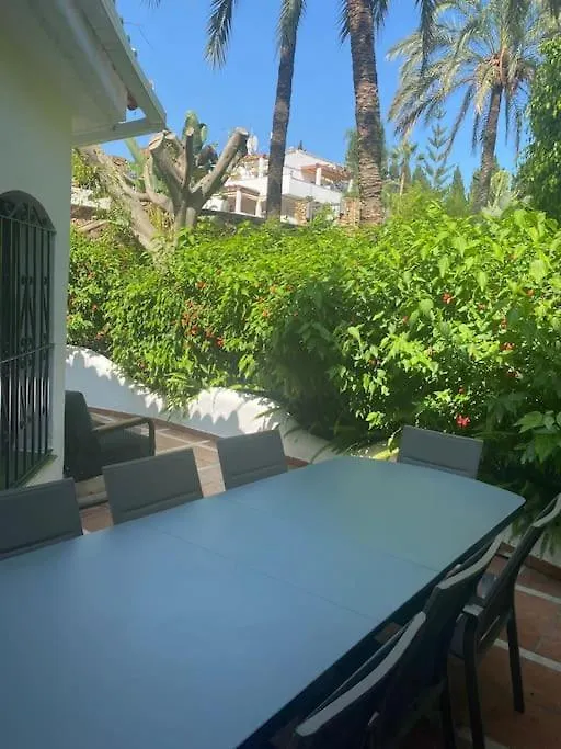 Beach Apartment. Newly Renovated. Marbella 0*,