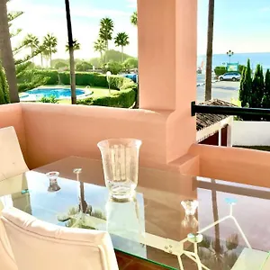 Apartment Alicate Beachfront - Luxury Apartment-1, Marbella