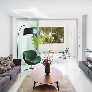Apartment Jardines Golondrinas Elviria, Marbella