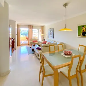 En Patios De Santa Maria Golf Apartamento